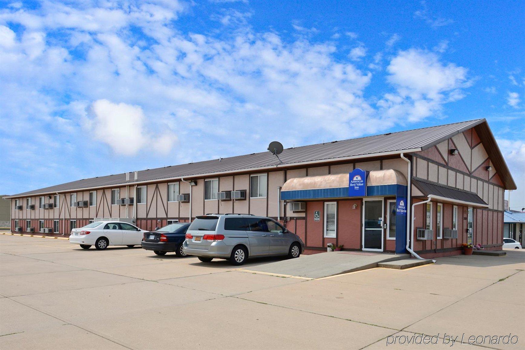 Executive Inn McPherson エクステリア 写真