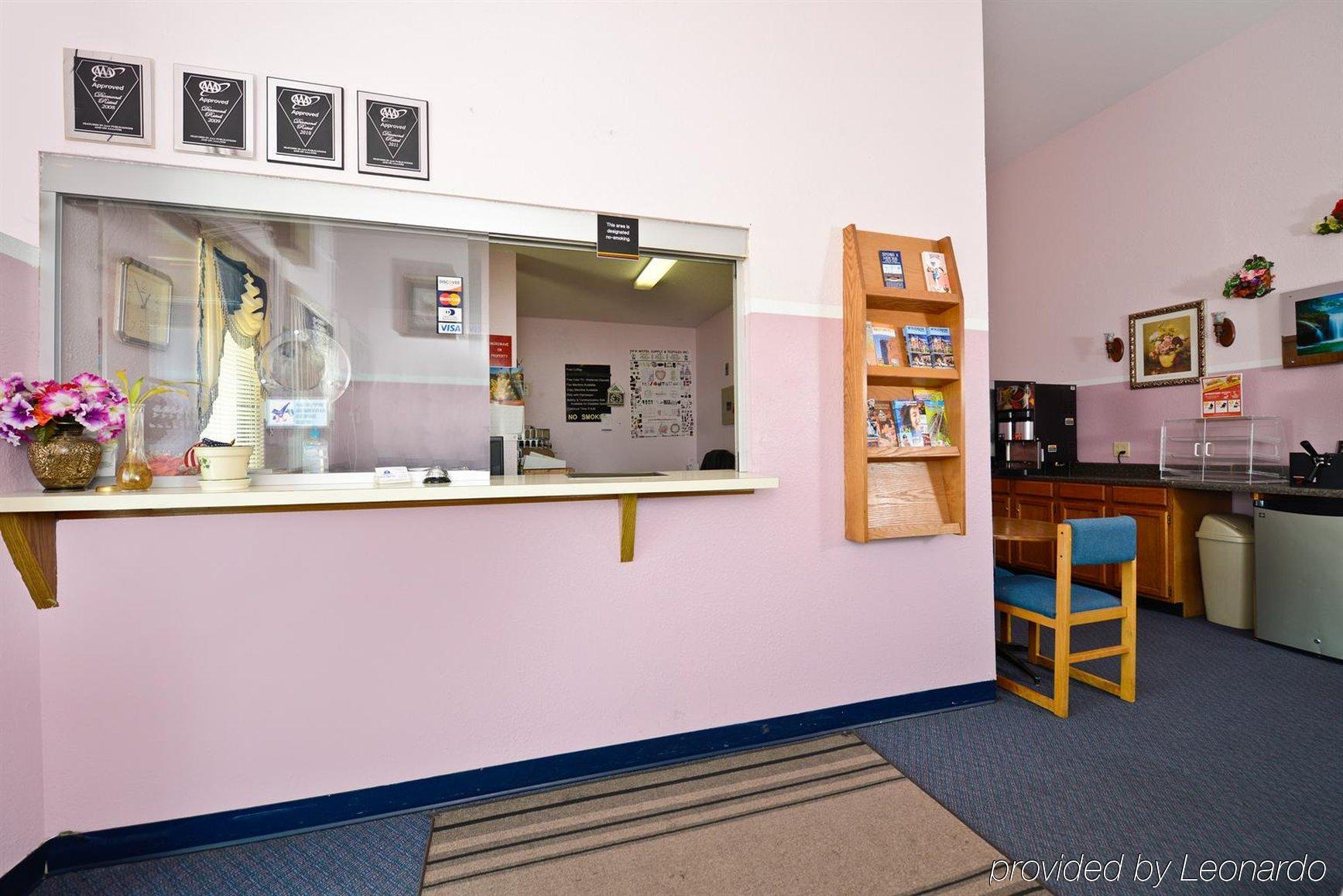 Executive Inn McPherson インテリア 写真